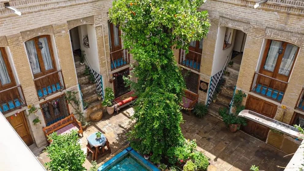 سفره خانه سنتی آبنار